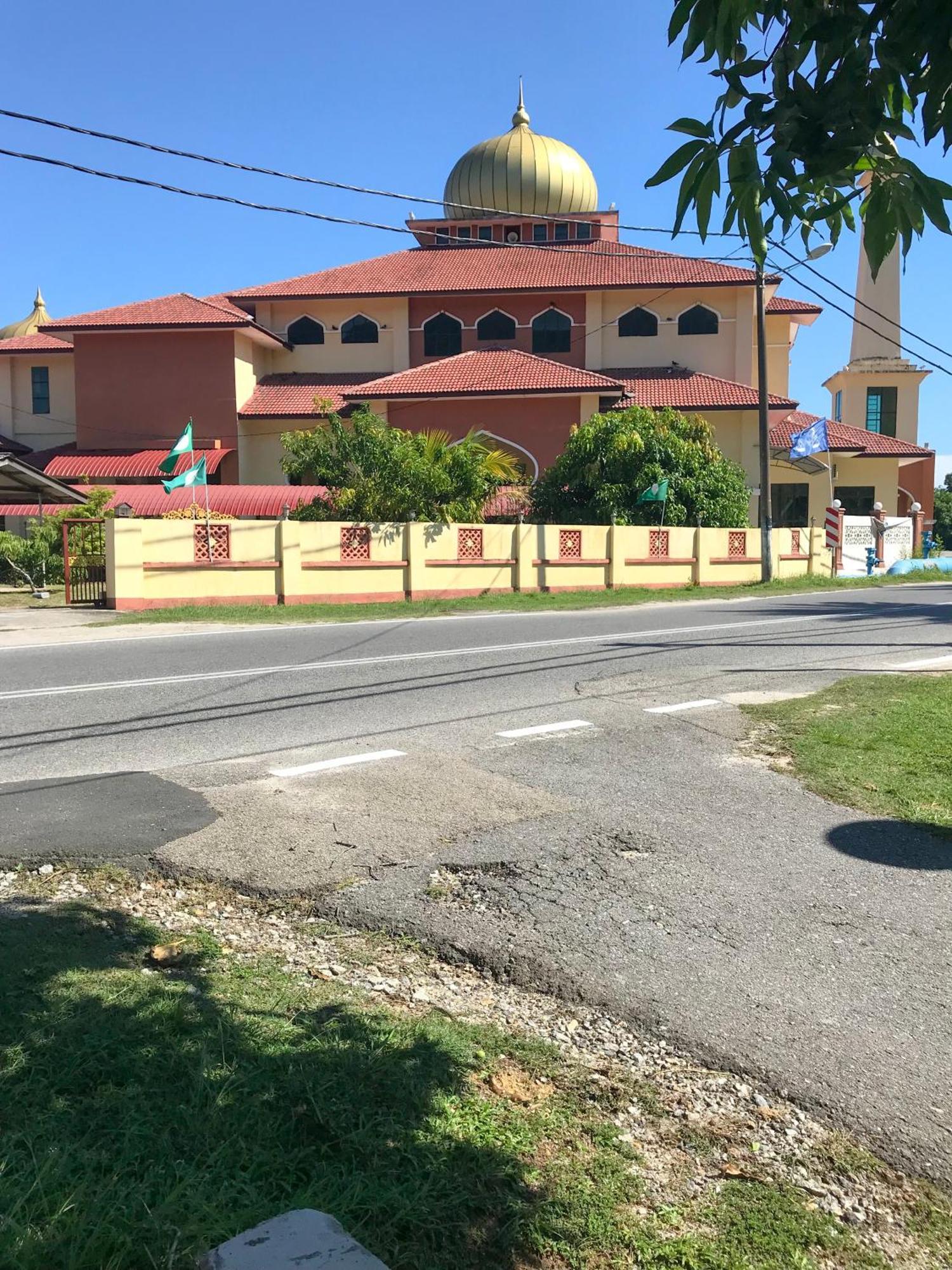 Rayyan'S Roomstay Pantai Kok Luaran gambar